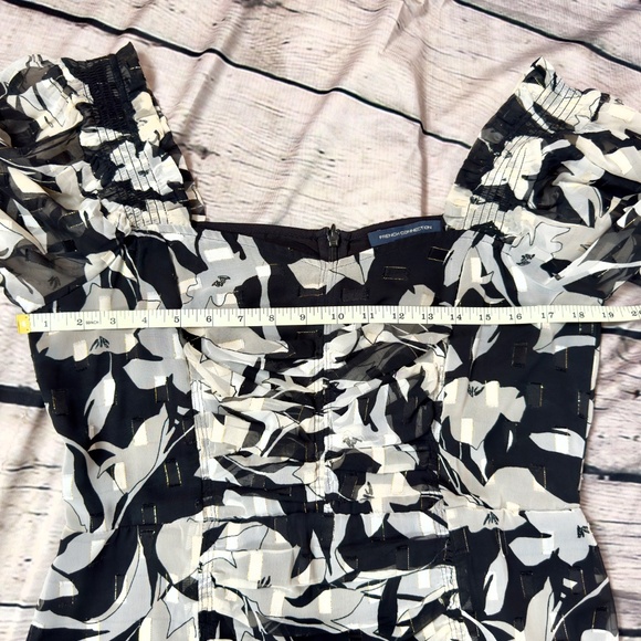 FRENCH CONNECTION - Ally Dinah Ruched Clipped Chiffon Dress - Size 12 - Picture 4 of 11